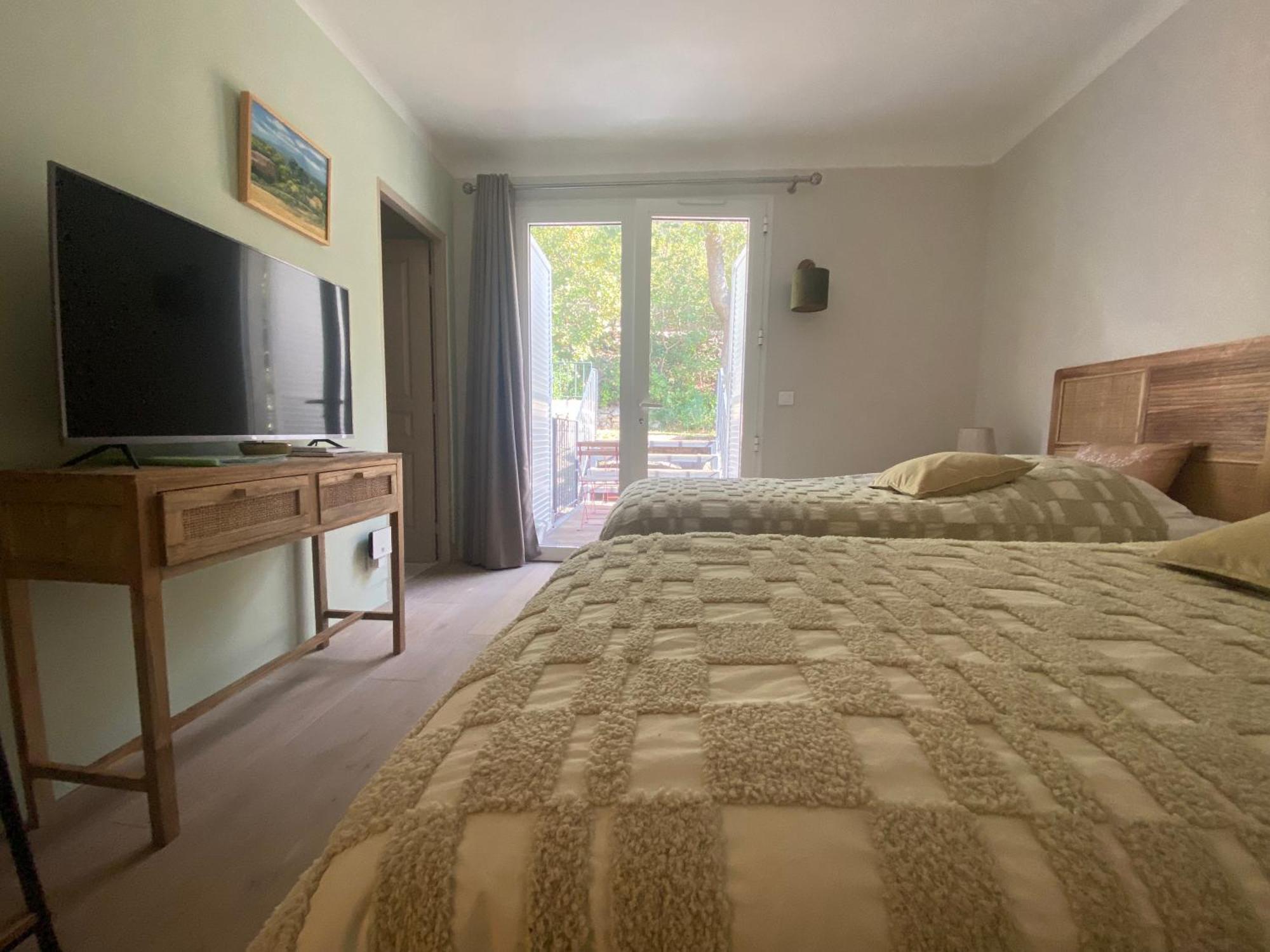 Le Repos Du Keyrie Hotel Saint-Marc-Jaumegarde Buitenkant foto